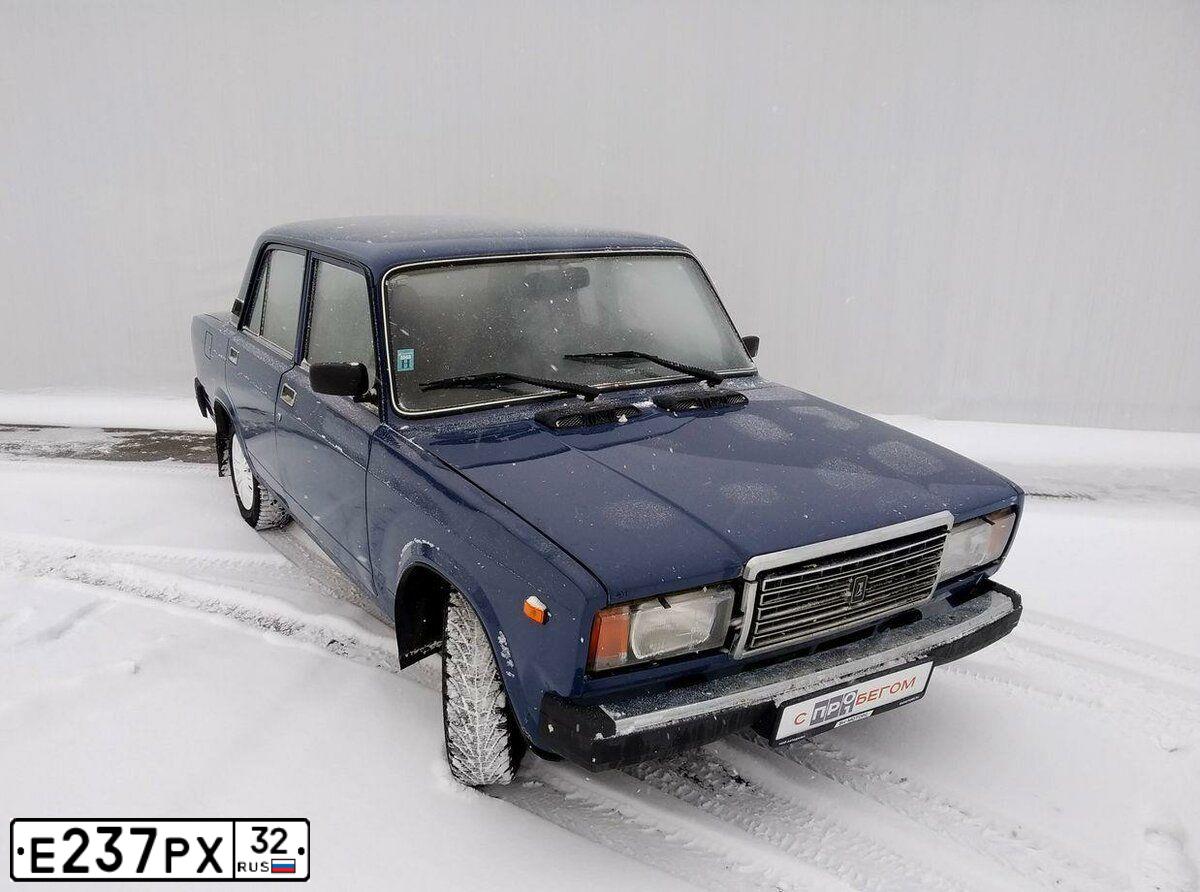 Фото автомобиля VAZ 2107 LADA, 2007 — госномер Р806ОВ67. Цвет: синий