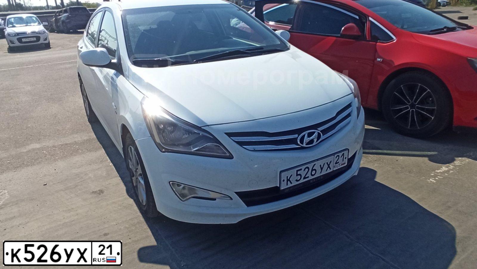 Фото автомобиля HYUNDAI SOLARIS, 2016 — госномер В028УВ777. Цвет: Белый
