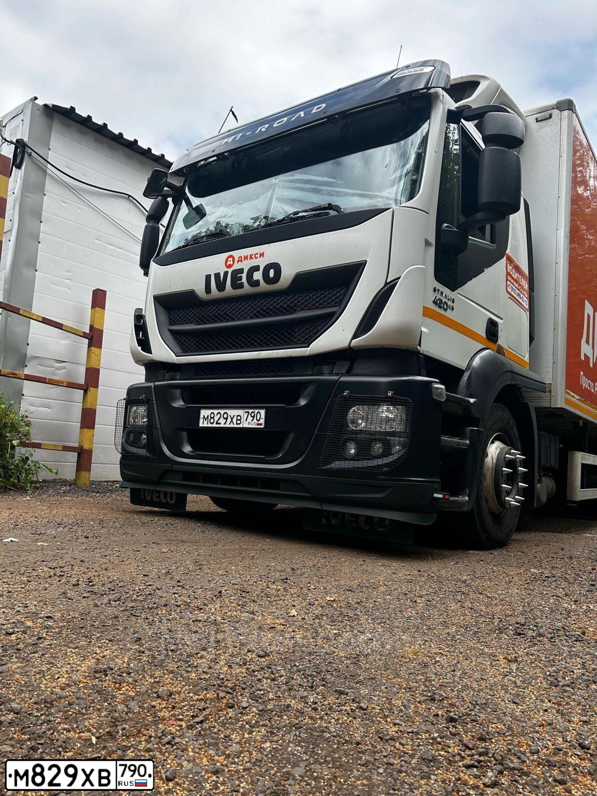 Фото автомобиля IVECO STRALIS, 2014 — госномер М829ХВ790. Цвет: Белый