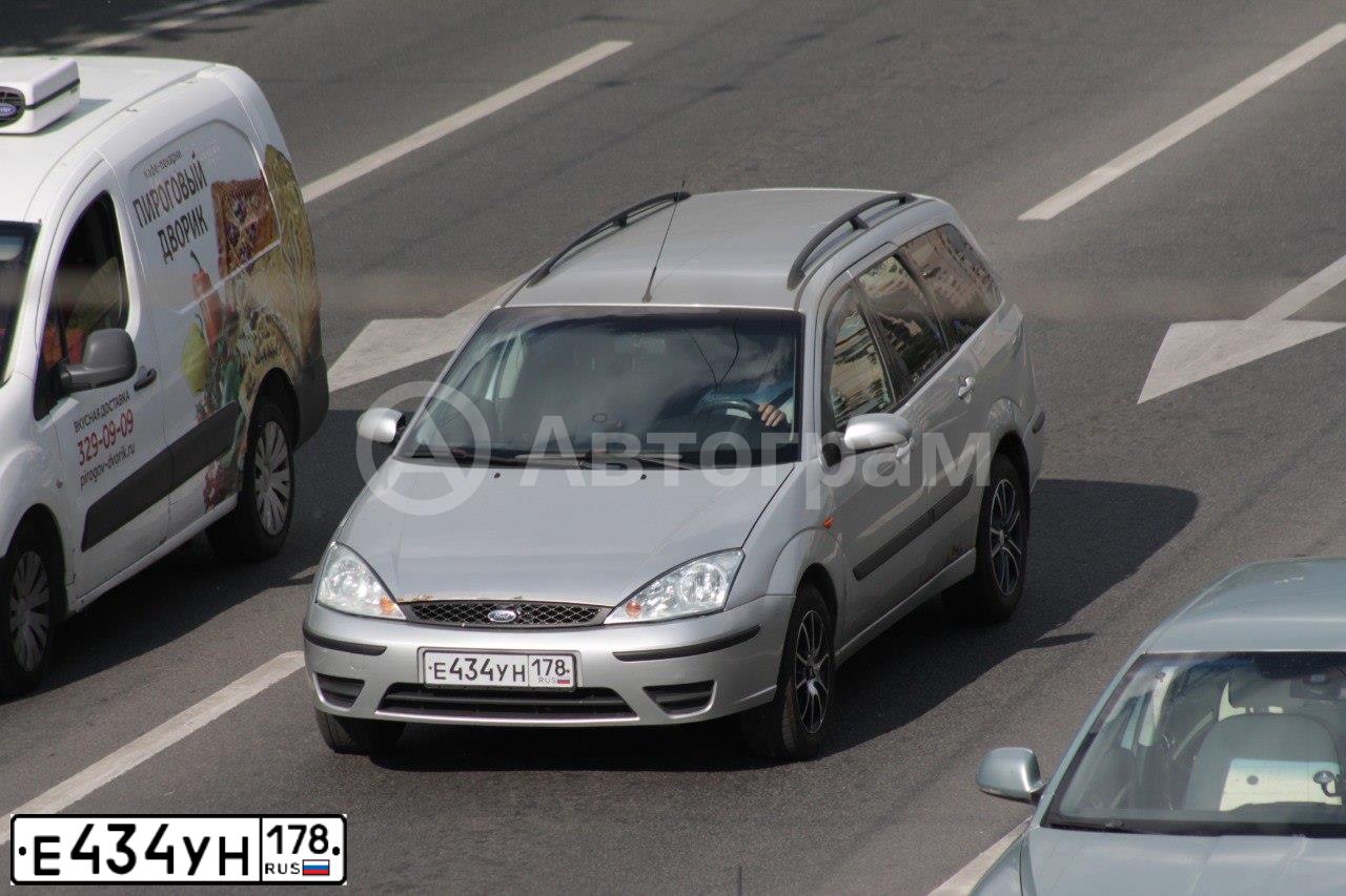 Фото автомобиля ФОРД ФОКУС, 2004 — госномер А535ЕВ178. Цвет: СЕРЕБРИСТЫЙ