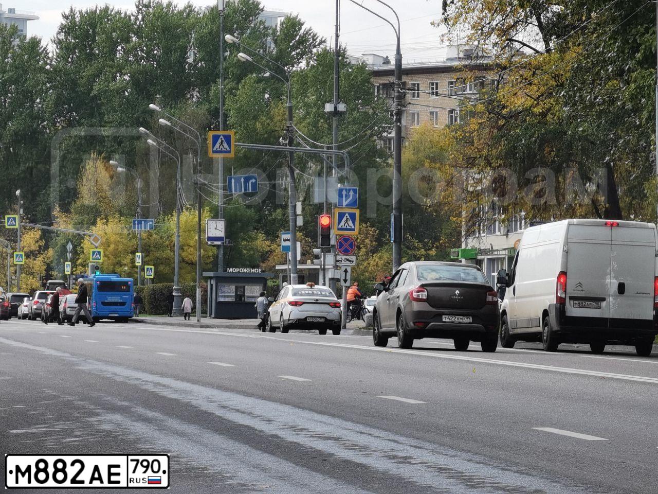 Фото автомобиля CITROEN JUMPER, 2020 — госномер М882АЕ790. Цвет: БЕЛЫЙ