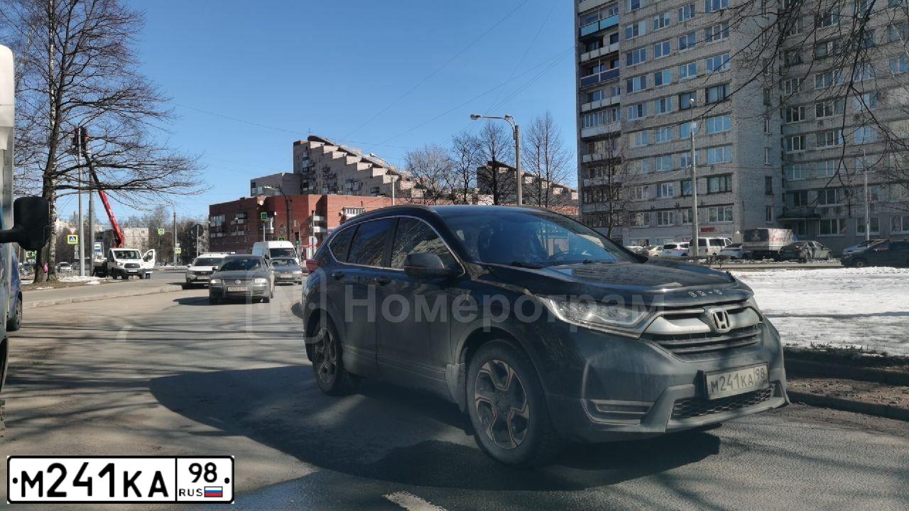 Фото автомобиля HONDA CR-V, 2006 — госномер К462ХК33