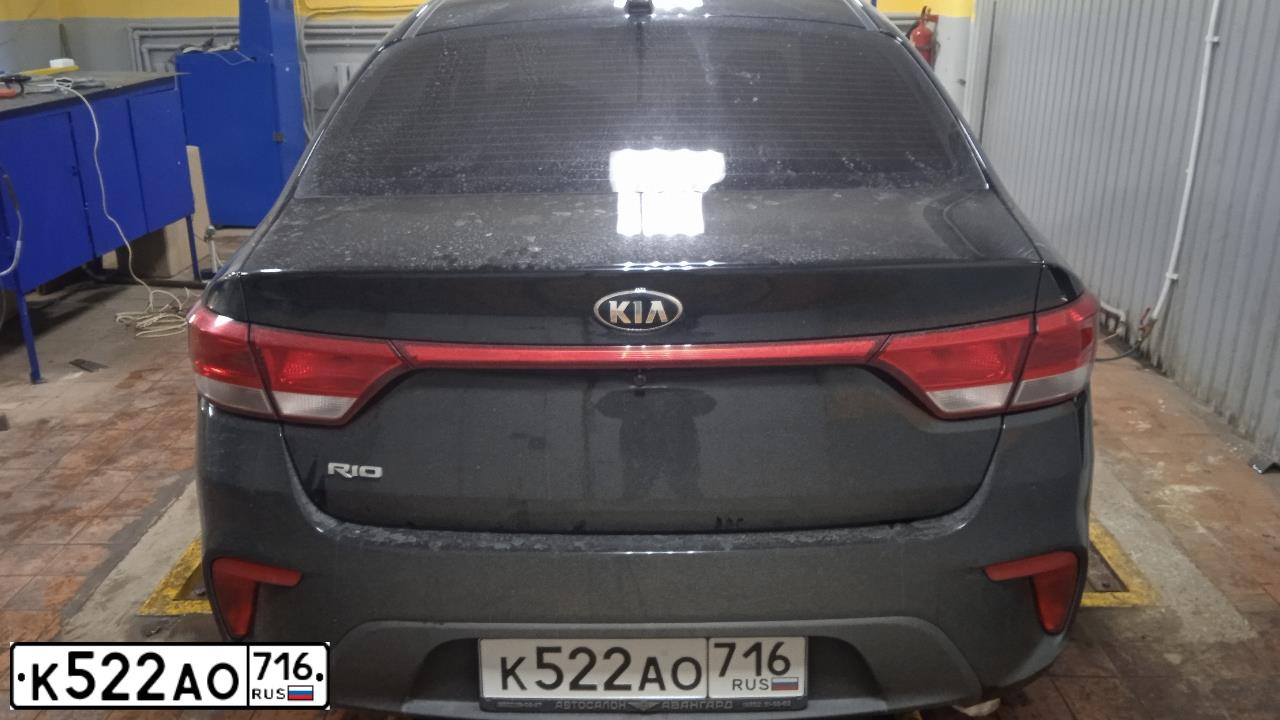 Фото автомобиля KIA RIO, 2017 — госномер К522АО716. Цвет: ЧЕРНЫЙ