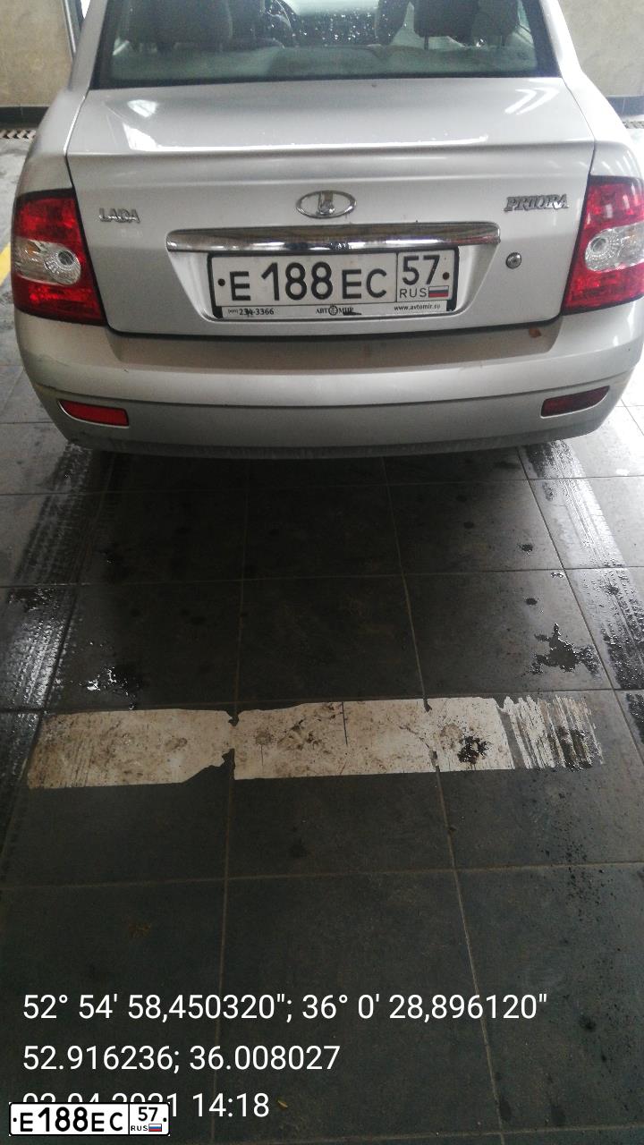 Фото автомобиля LADA 2170 PRIORA, 2010 — госномер Р677РС48. Цвет: СВЕТЛО-СЕРЕБРИСТЫЙ МЕТАЛЛ