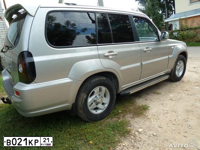 Фото автомобиля HYUNDAI TERRACAN, 2004 — госномер В021КР21. Цвет: СЕРЕБРИСТЫЙ