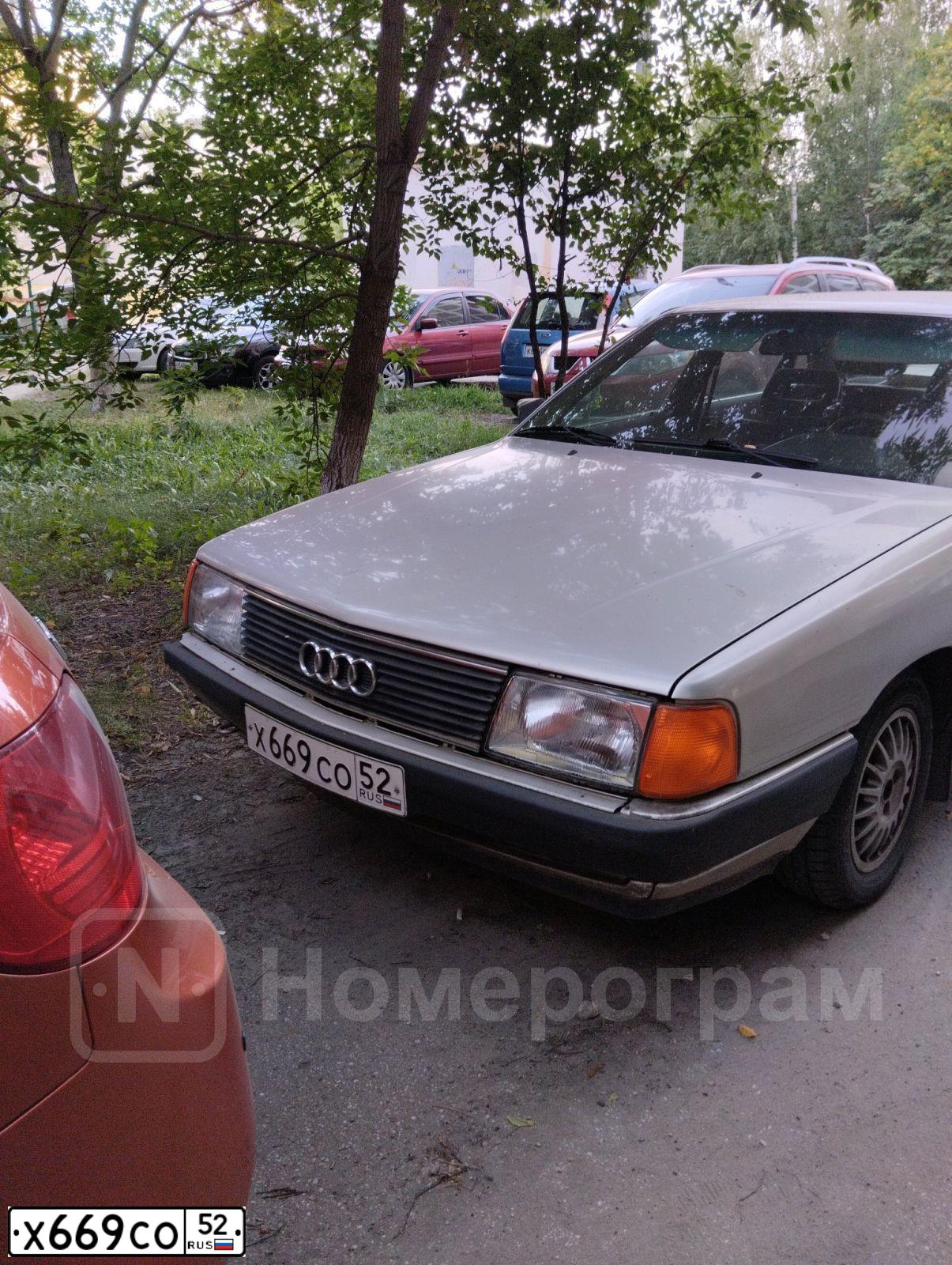 Фото автомобиля AUDI 100, 1987 — госномер Х669СО52. Цвет: СЕРО-БЕЛЫЙ