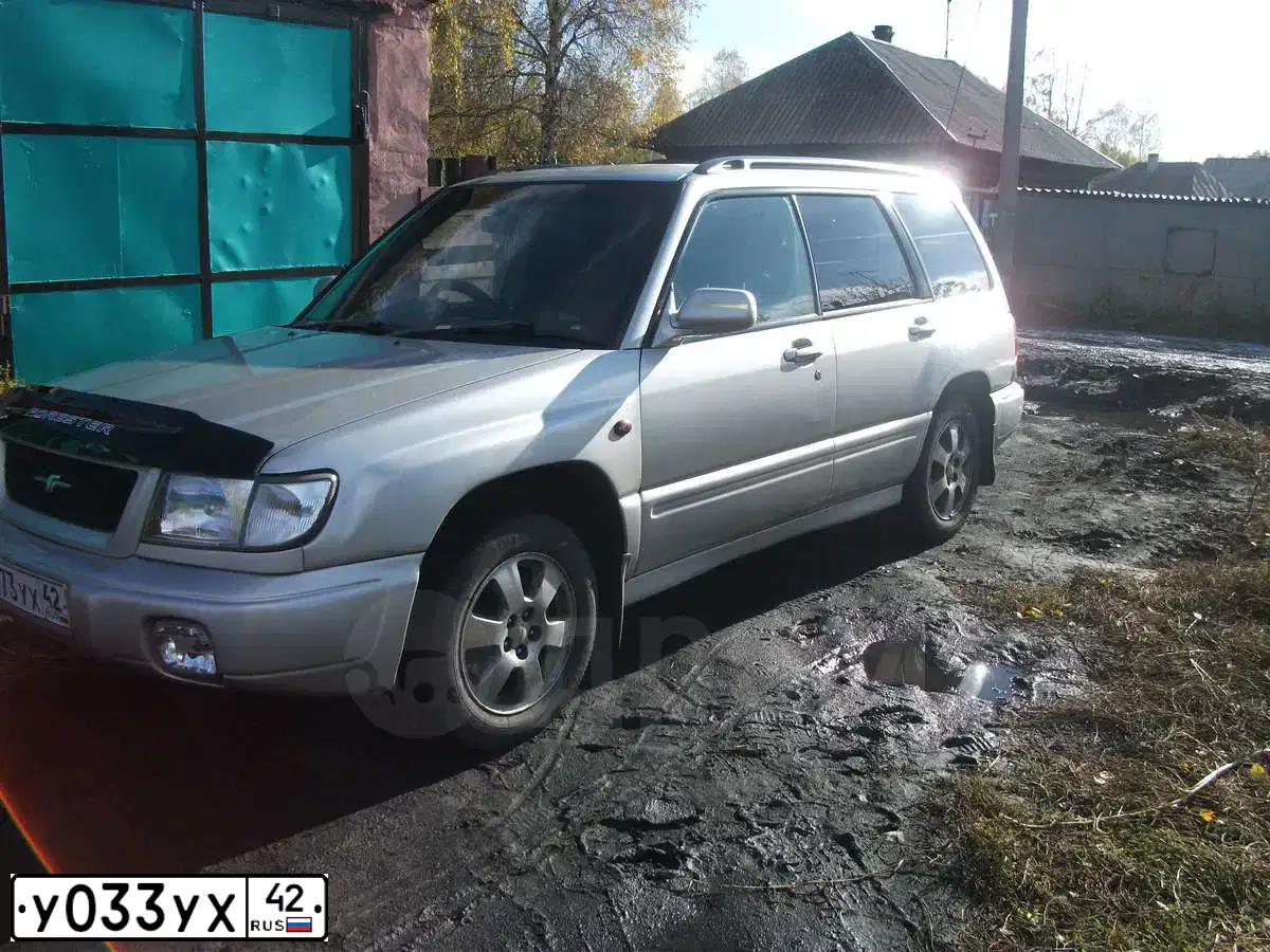 Фото автомобиля LADA 2109 SAMARA, 2001 — госномер У033УХ42. Цвет: СЕРЕБРИСТЫЙ ТЕМНО-ФИОЛЕТОВЫЙ
