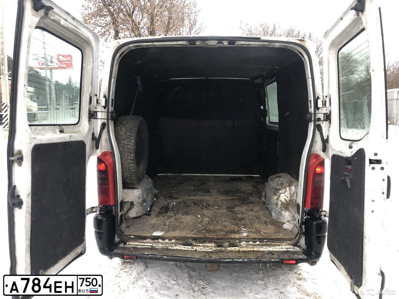 Фото автомобиля RENAULT MASTER, 2002 — госномер Е279ЕМ164. Цвет: Белый