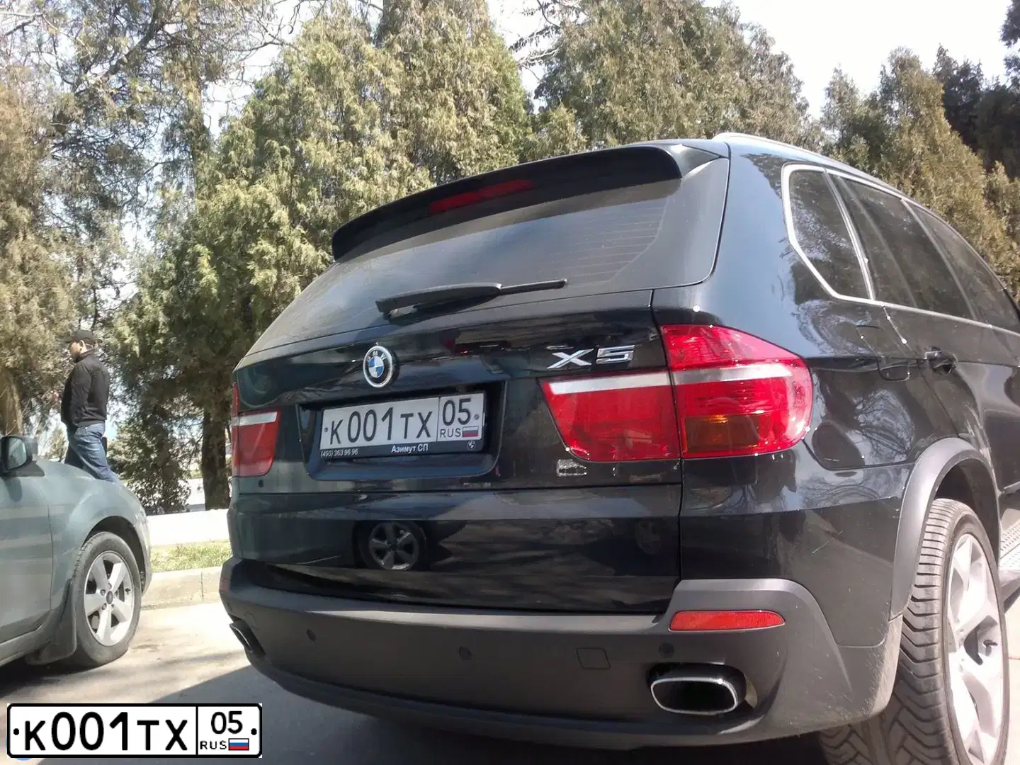 Фото автомобиля BMW X5, 2010 — госномер К001ТХ05. Цвет: ЧЕРНЫЙ