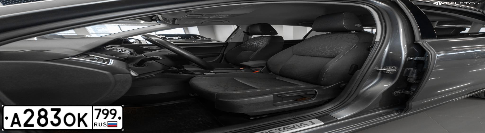 Фото автомобиля SKODA OCTAVIA, 2019 — госномер Р240СУ797. Цвет: ТЕМНО-СЕРЫЙ