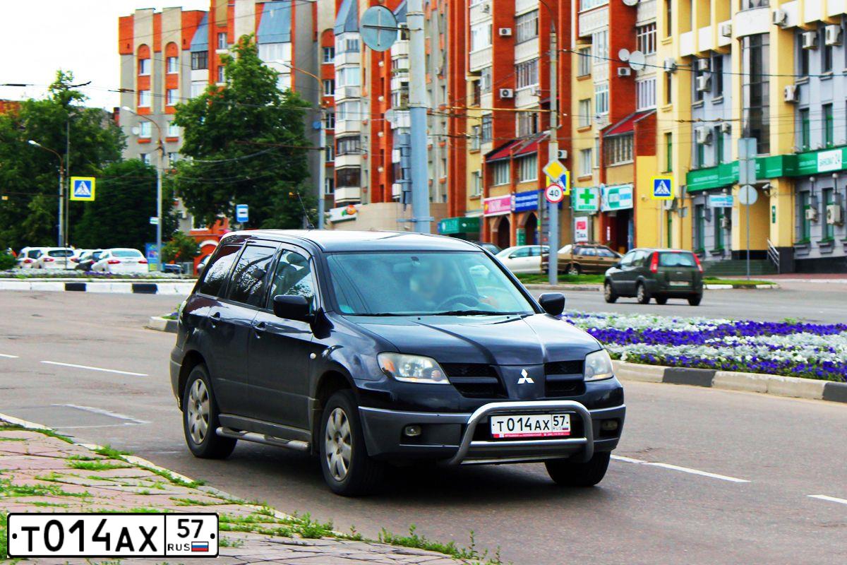 Фото автомобиля MITSUBISHI OUTLANDER, 2004 — госномер Р312СС46. Цвет: ЧЕРНЫЙ