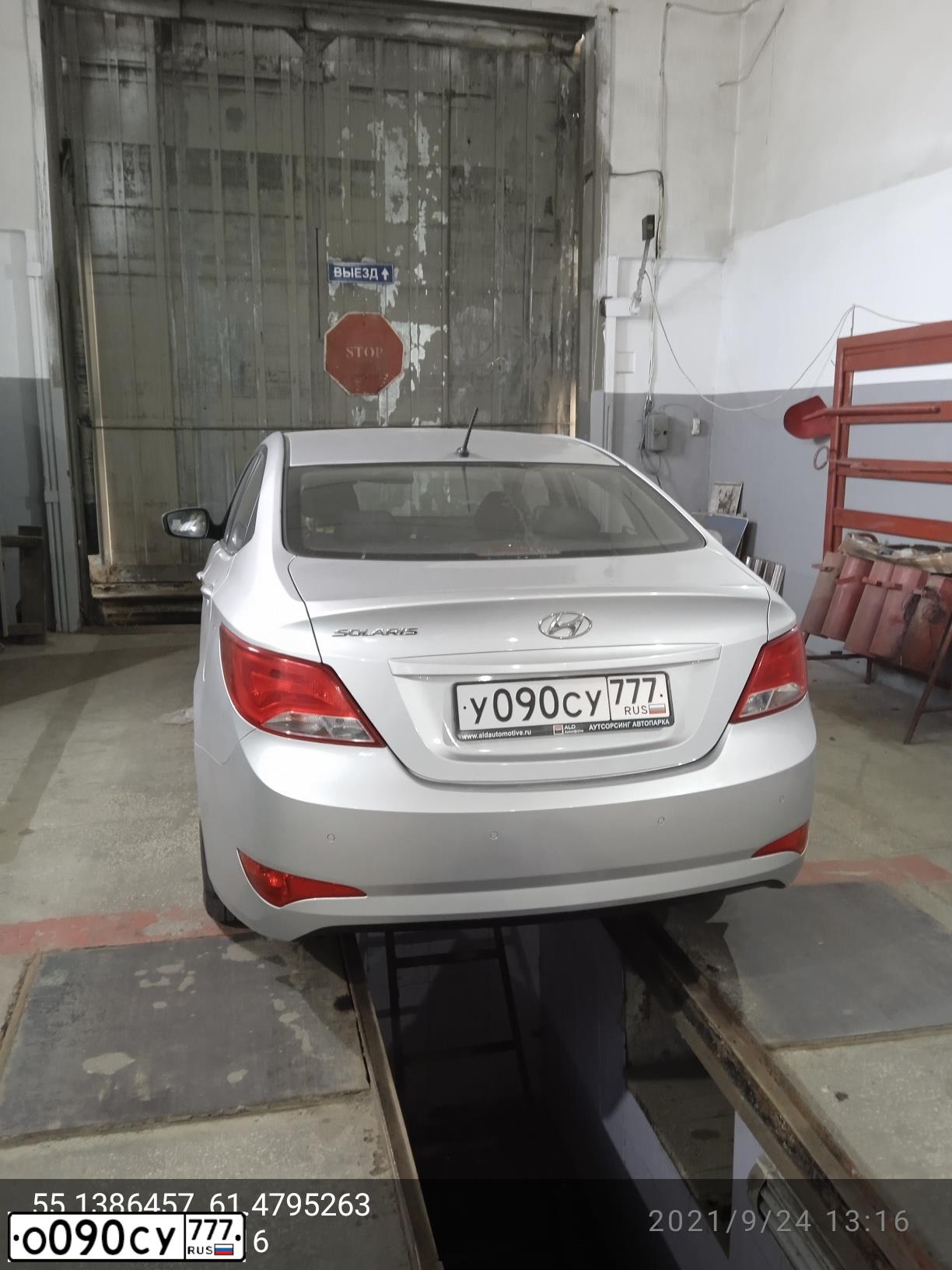 Фото автомобиля HYUNDAI SOLARIS, 2013 — госномер Н355ВС76