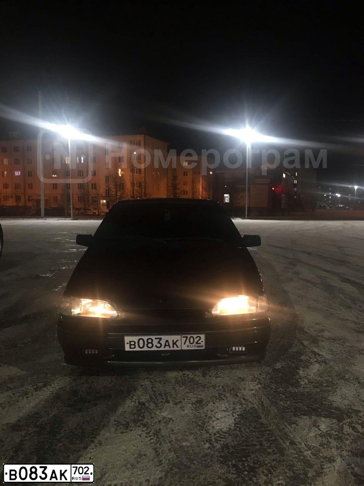 Фото автомобиля LADA 2114 SAMARA, 2006 — госномер В083АК702. Цвет: ЗОЛОТИСТЫЙ ТЕМНО-ЗЕЛЕНЫЙ