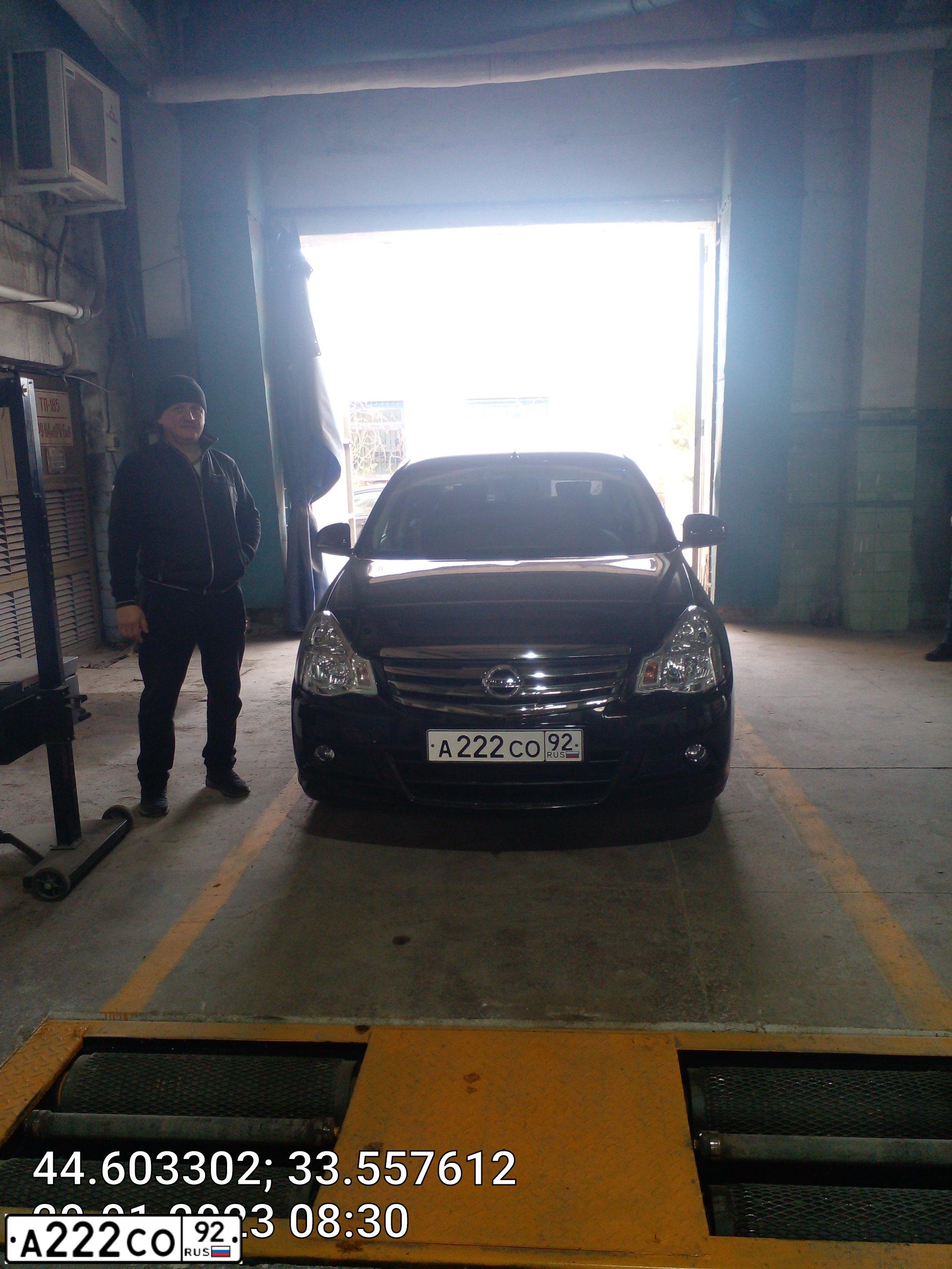 Фото автомобиля NISSAN ALMERA /AVTOVAZ/, 2017 — госномер А222СО92. Цвет: ЧЕРНЫЙ