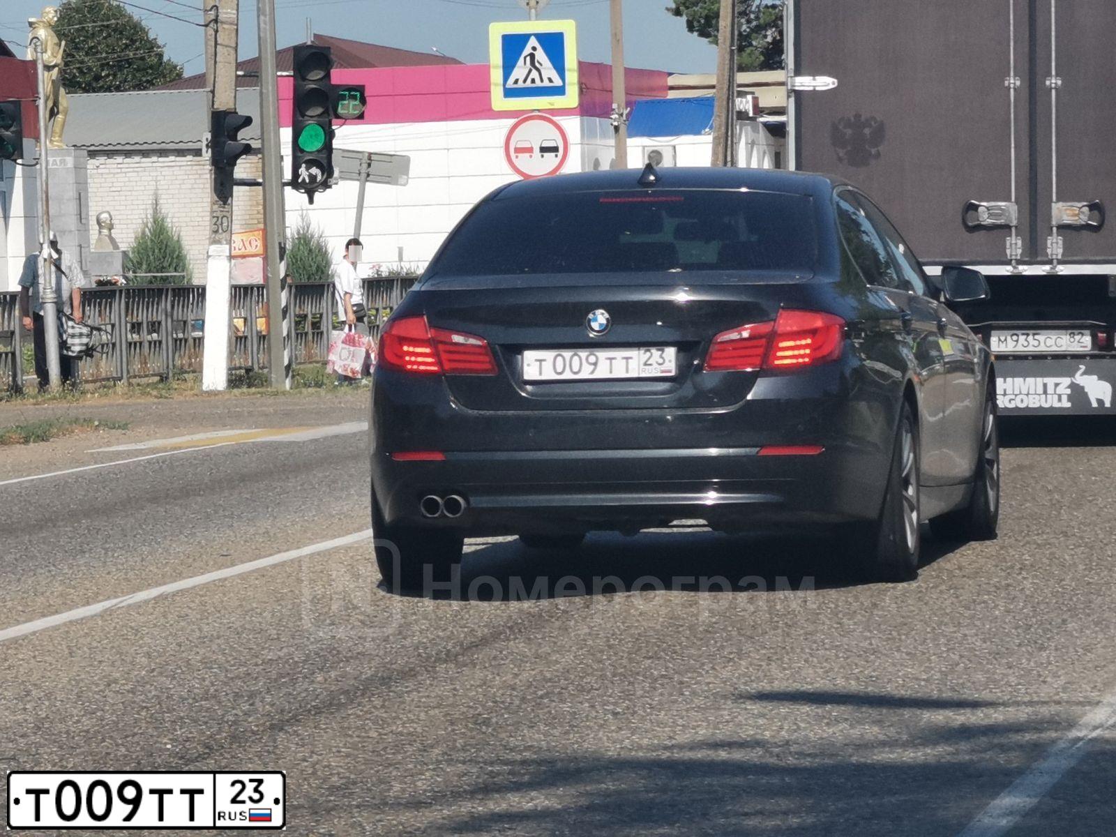 Фото автомобиля SKODA OCTAVIA, 2010 — госномер Т003ТТ23. Цвет: БЕЛЫЙ