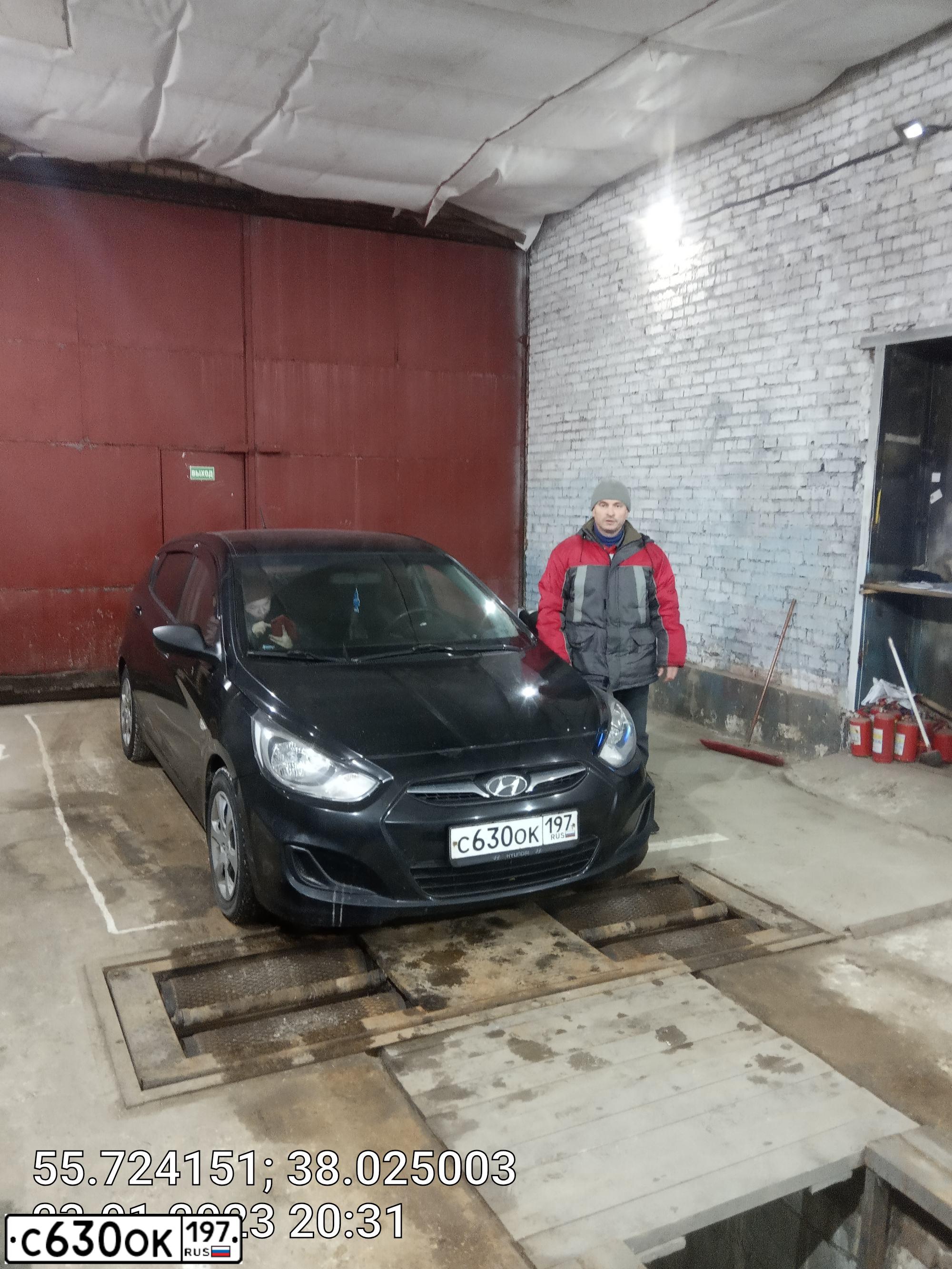 Фото автомобиля HYUNDAI SOLARIS, 2011 — госномер К956ОХ790