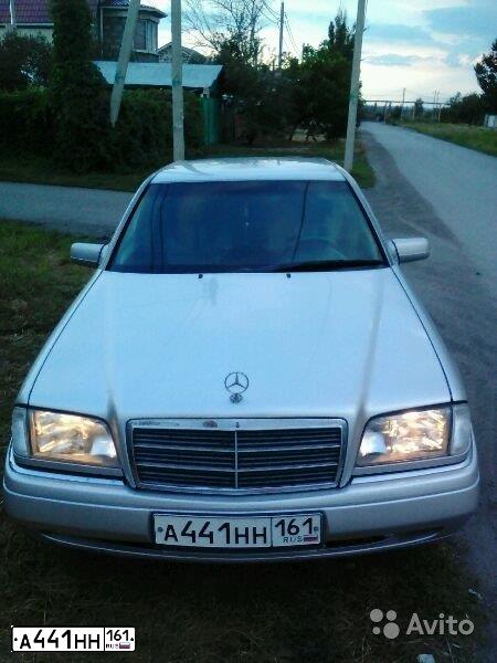 Фото автомобиля MERCEDES C-KLASSE, 1994 — госномер С705ТХ62. Цвет: СВЕТЛО-СЕРЫЙ