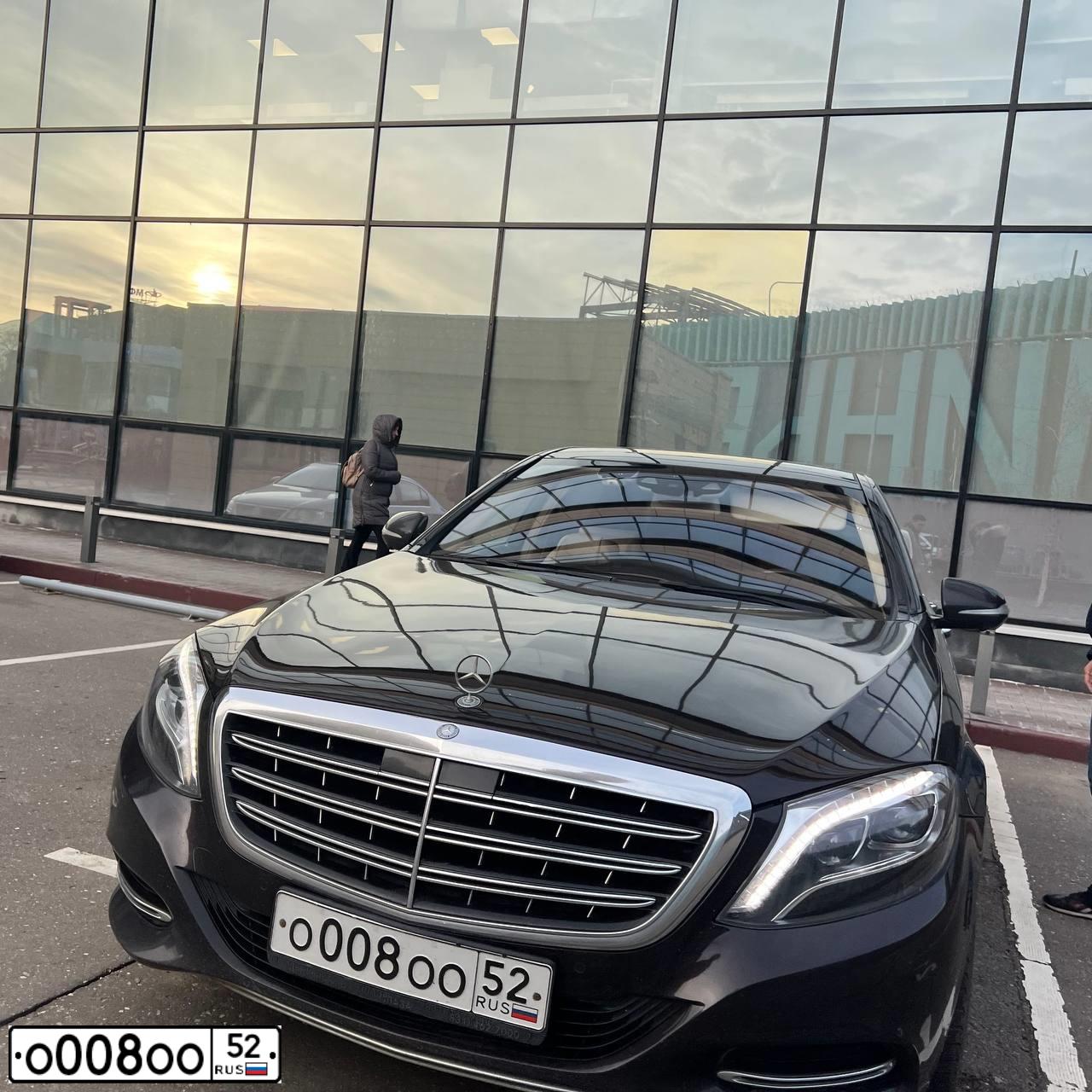 Фото автомобиля MAYBACH 57, 2007 — госномер О008ОО52. Цвет: Белый