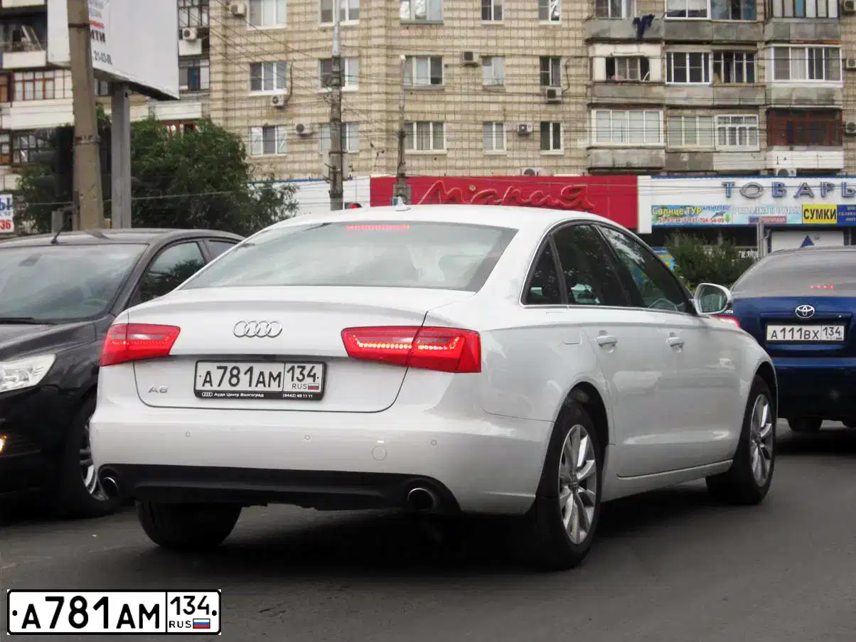 Фото автомобиля AUDI A6, 2012 — госномер Н504ОН761. Цвет: БЕЛЫЙ