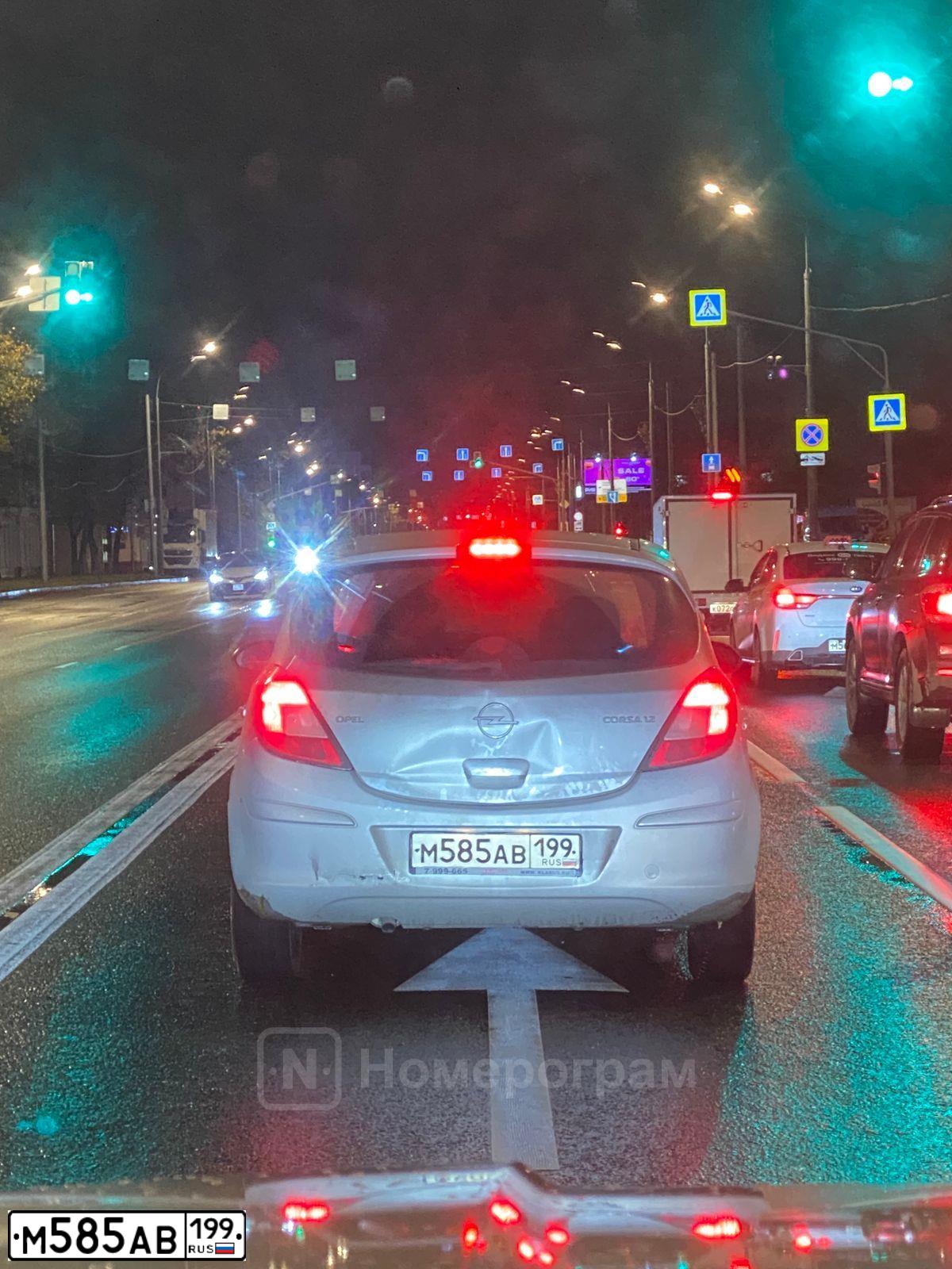 Фото автомобиля OPEL CORSA, 2007 — госномер Е829СХ57. Цвет: Серебристый