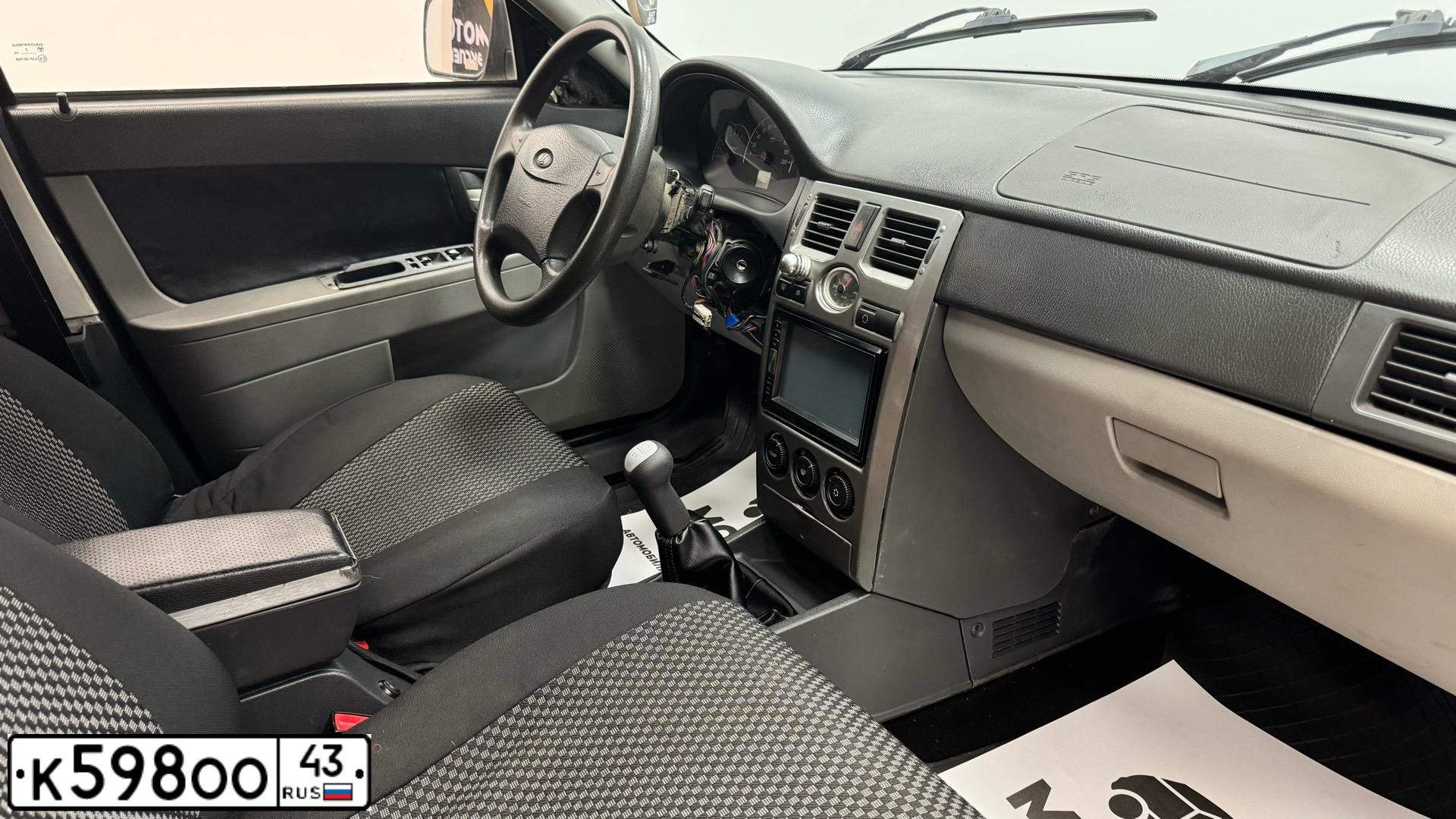 Фото автомобиля LADA 2172 PRIORA, 2009 — госномер К598ОО43. Цвет: Сине-Черный