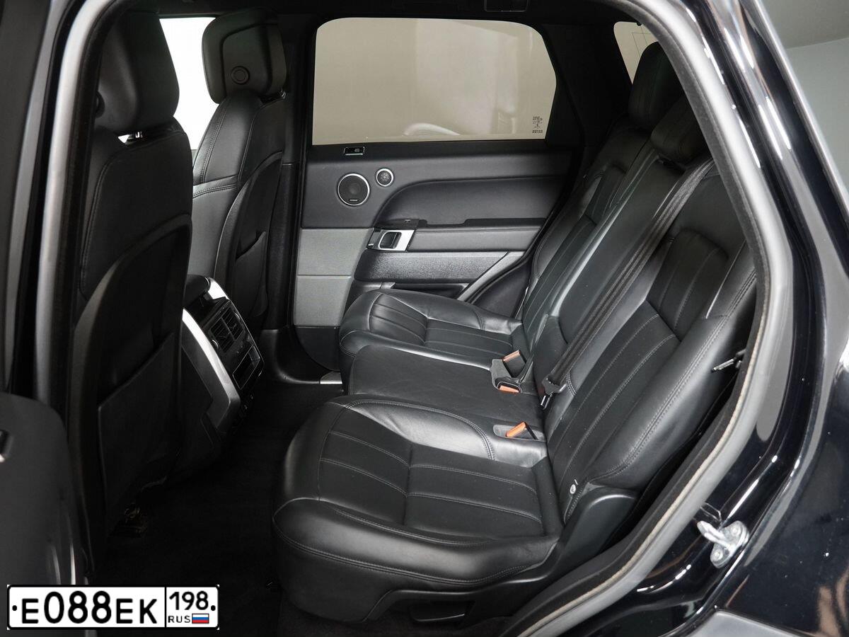Фото автомобиля LANDROVER RANGE ROVER SPORT, 2018 — госномер Е088ЕК198. Цвет: ЧЕРНЫЙ