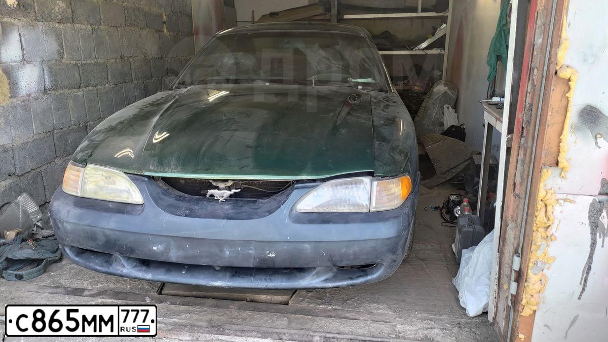 Фото автомобиля FORD MUSTANG, 1995 — госномер С865ММ777. Цвет: ЗЕЛЕНЫЙ ТЕМНЫЙ
