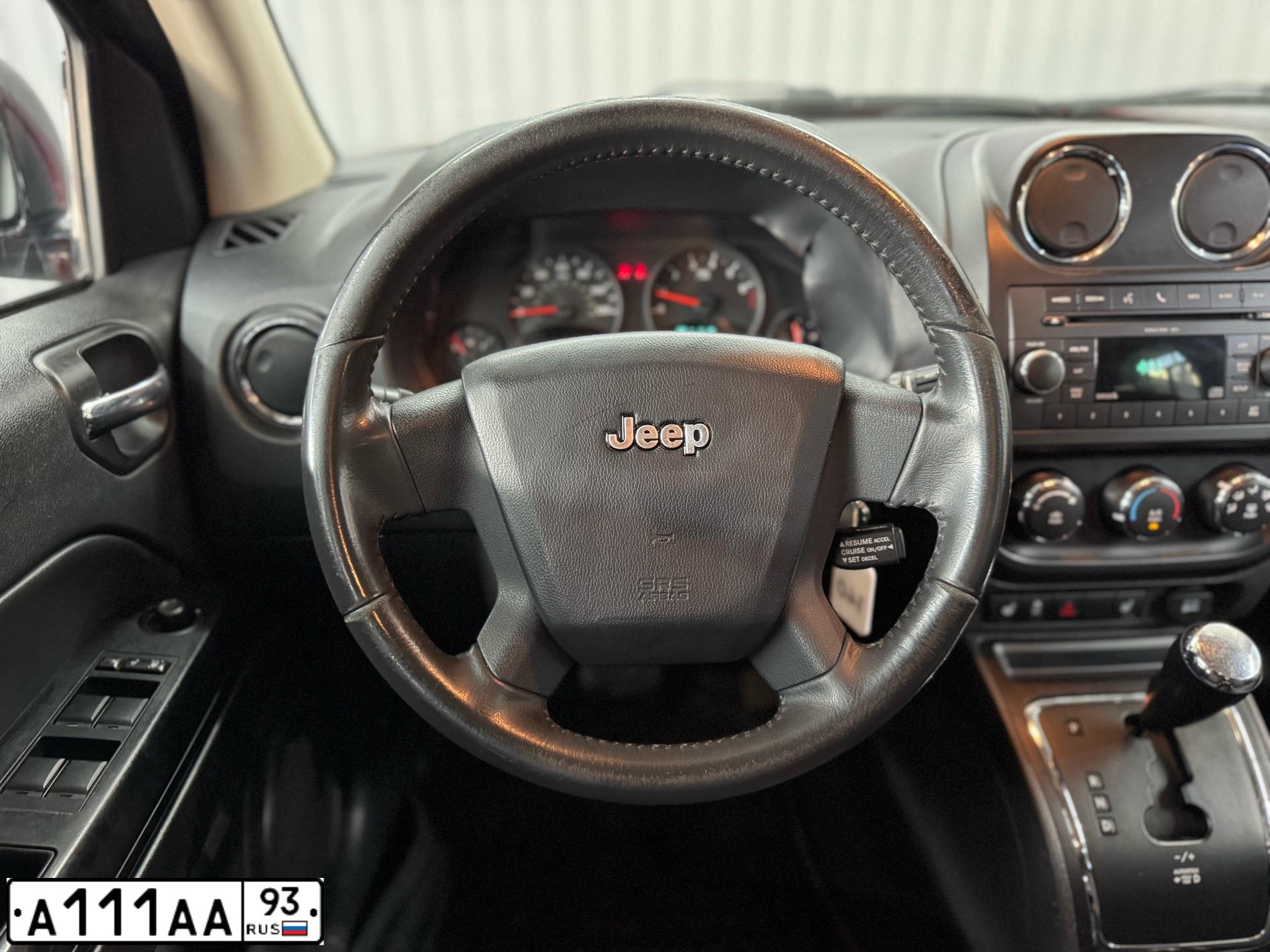 Фото автомобиля FORD FOCUS, 2008 — госномер М890ВЕ123. Цвет: ТЕМНО-СЕРЫЙ