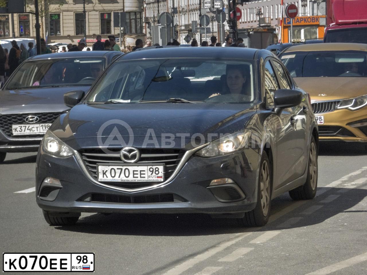 Фото автомобиля MAZDA 3, 2007 — госномер К070ЕЕ98. Цвет: ЧЕРНЫЙ