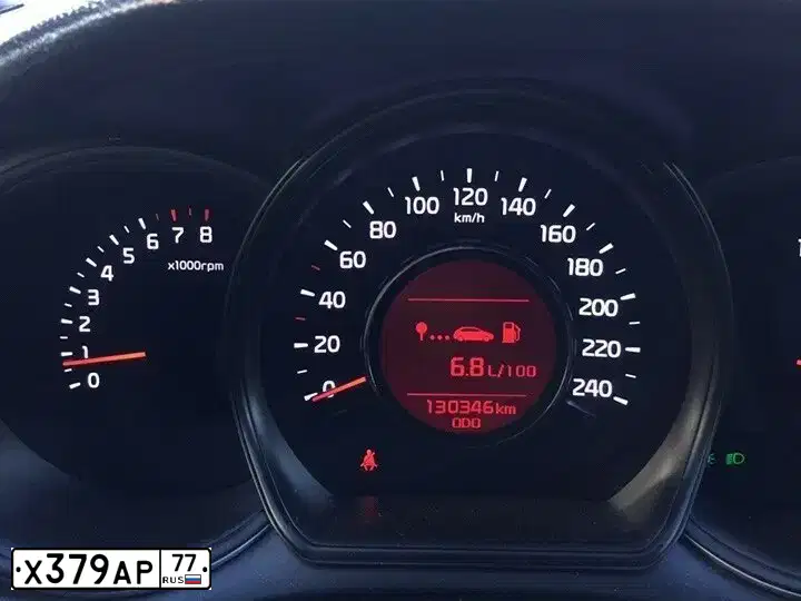 Фото автомобиля KIA CEE'D, 2013 — госномер Т395АУ761. Цвет: СЕРЫЙ