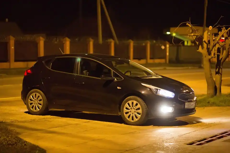 Фото автомобиля KIA CEED, 2013 — госномер А027НЕ761