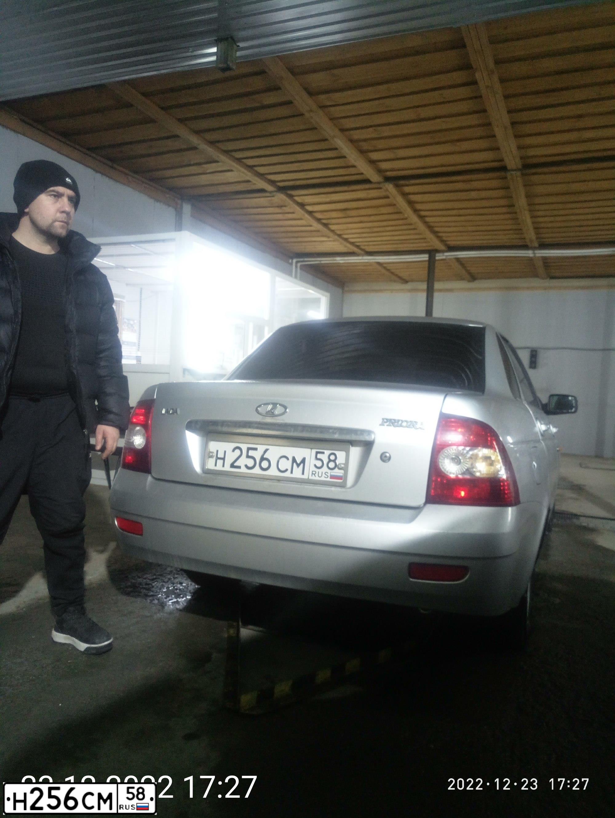 Фото автомобиля LADA 2170 PRIORA, 2009 — госномер О855ЕС71. Цвет: СВЕТЛО-СЕРБР МЕТАЛЛ
