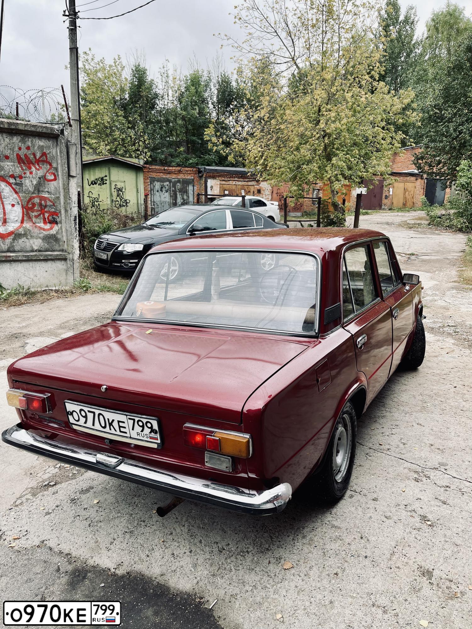 Фото автомобиля VOLVO XC90, 2006 — госномер У689КР152. Цвет: БОРДОВЫЙ