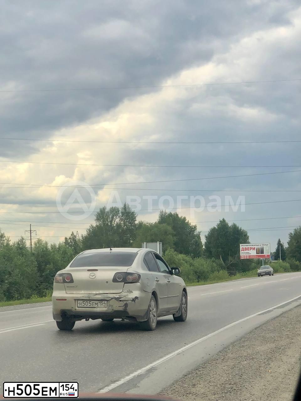 Фото автомобиля MAZDA 3, 2006 — госномер С080РВ54. Цвет: СЕРО ЗОЛОТИСТЫЙ