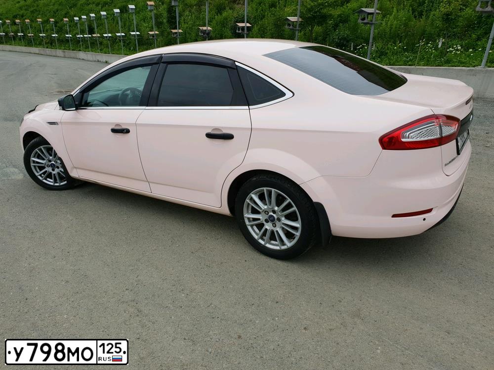 Фото автомобиля FORD MONDEO, 2013 — госномер Н792ТТ124. Цвет: ЧЕРНЫЙ