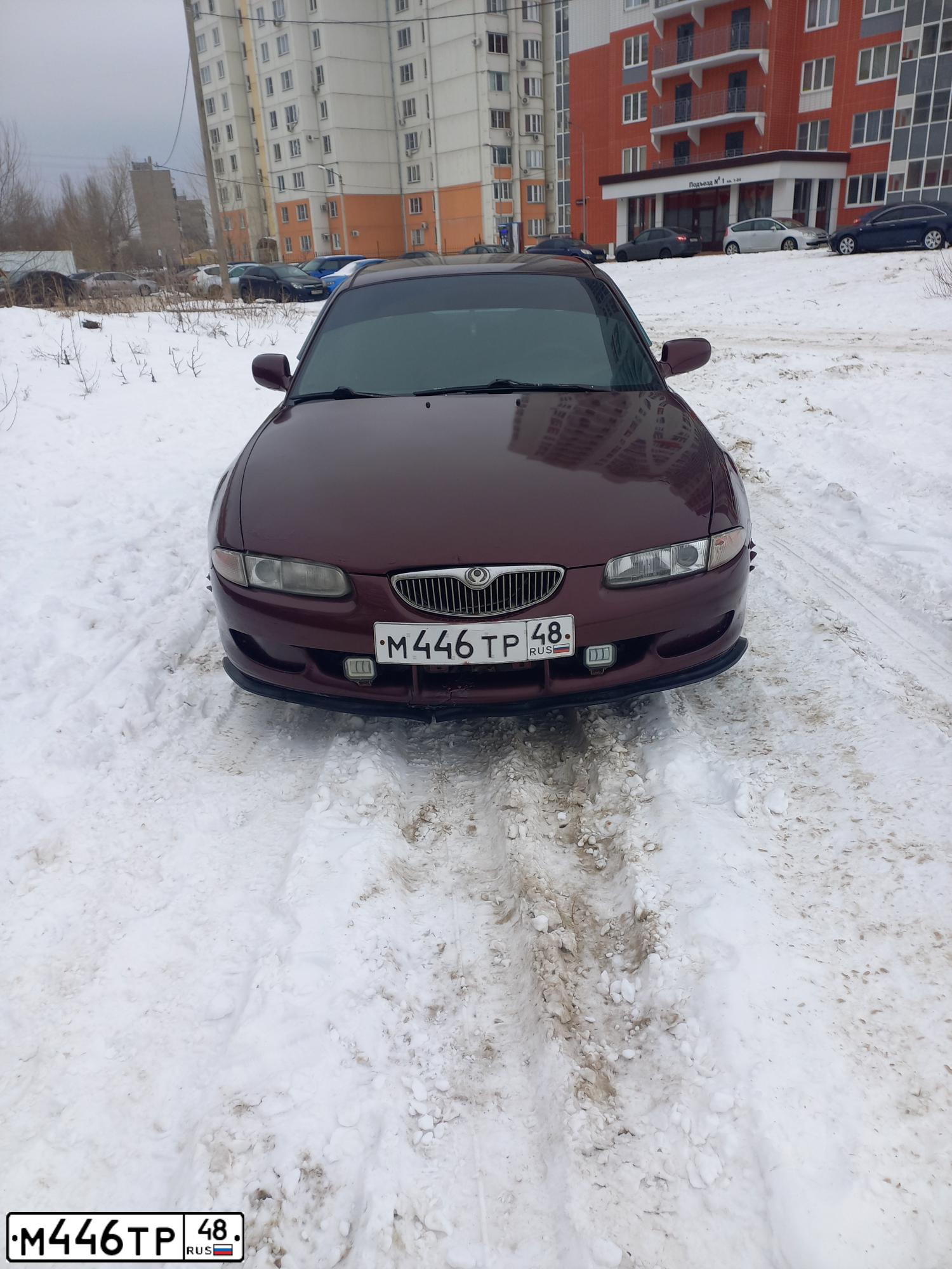 Фото автомобиля MAZDA 6, 1996 — госномер С399МС761. Цвет: Красный