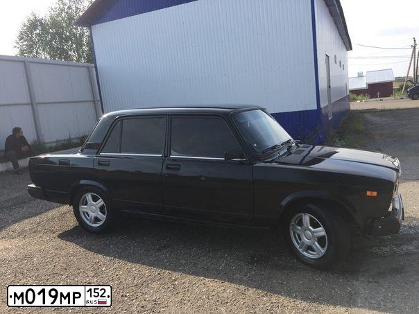 Фото автомобиля LADA 2107 LADA, 2005 — госномер М007ВМ13. Цвет: ЧЕРНЫЙ