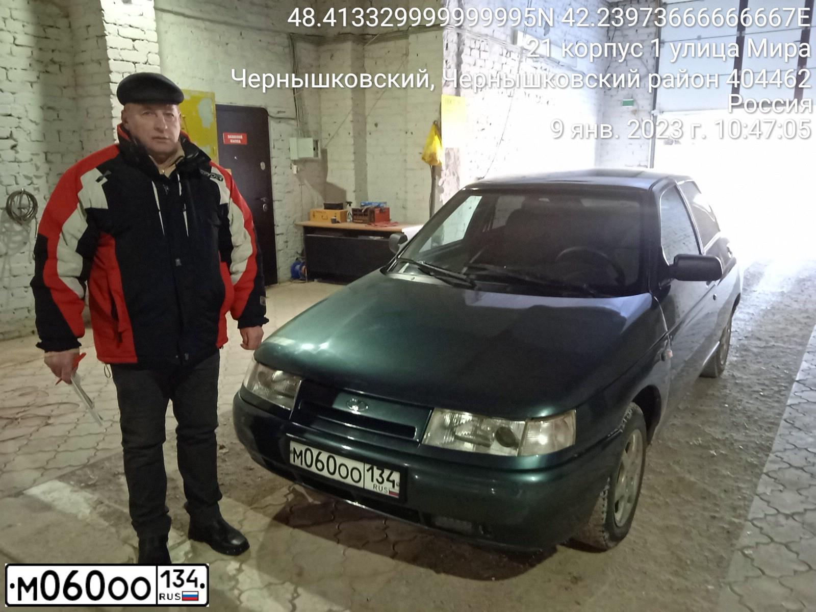 Фото автомобиля LADA 2112, 2006 — госномер Н797КМ134. Цвет: сине-зеленый