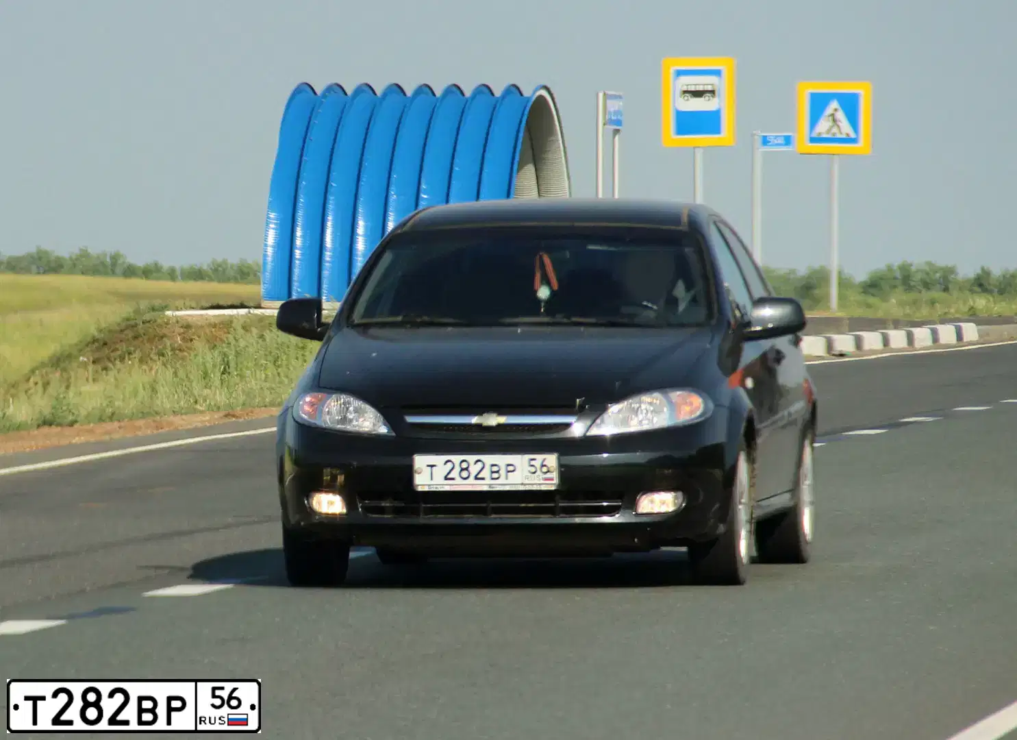 Фото автомобиля CHEVROLET LACETTI, 2011 — госномер Т282ВР56. Цвет: ЧЕРНЫЙ