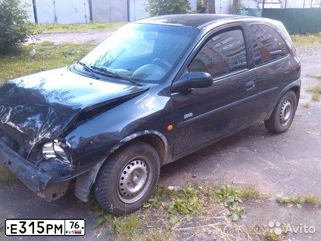 Фото автомобиля OPEL CORSA, 2000 — госномер М978УР76. Цвет: ЧЕРНЫЙ