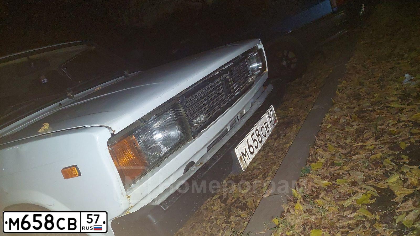 Фото автомобиля LADA 2105, 2010 — госномер М658СВ57. Цвет: БЕЛЫЙ