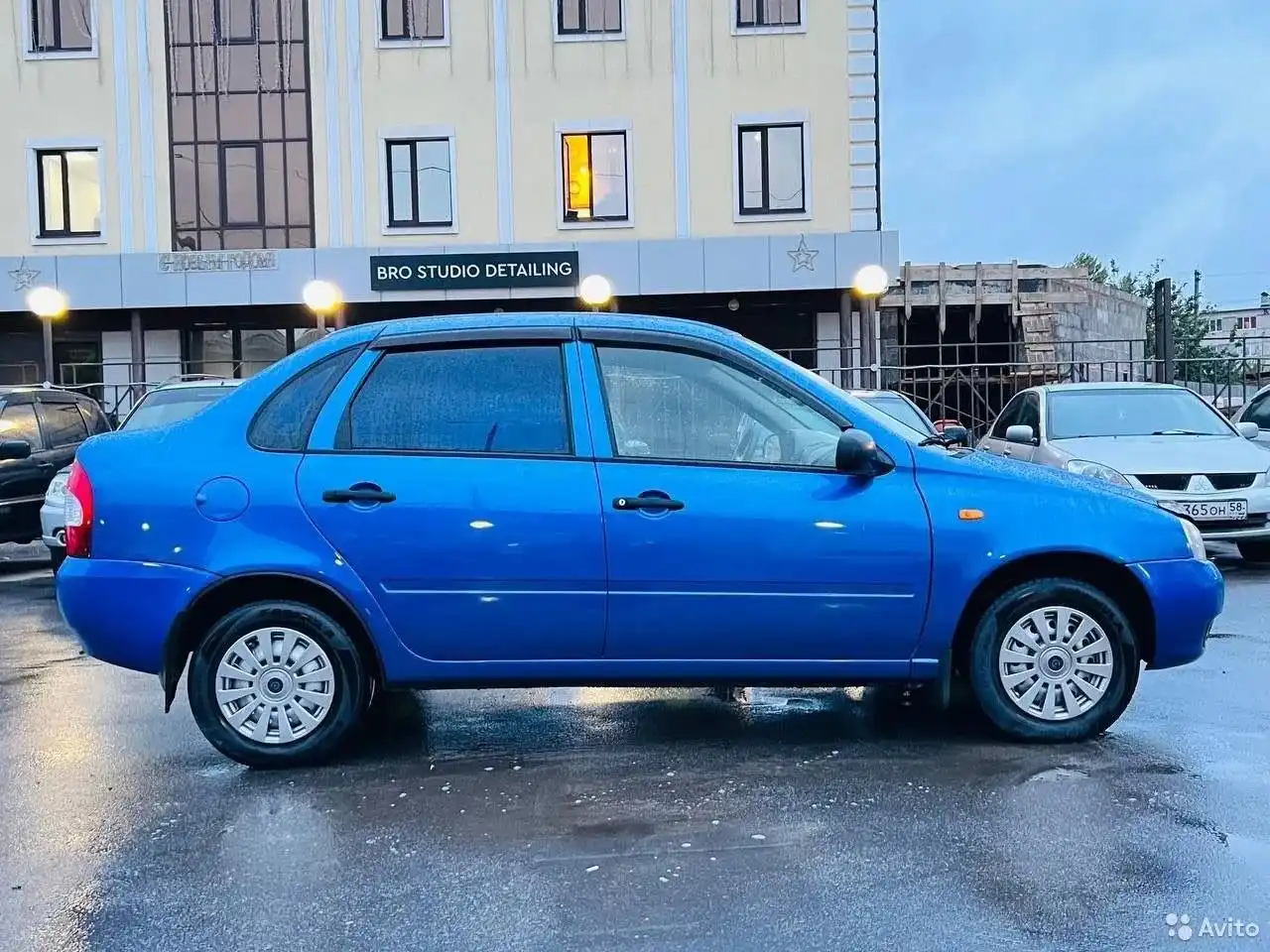 Фото автомобиля VOLKSWAGEN PASSAT CC, 2012 — госномер В484ВН977. Цвет: БЕЖЕВО-СЕРЫЙ