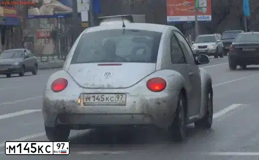 Фото автомобиля VOLKSWAGEN BEETLE, 2002 — госномер М234АМ53. Цвет: Серебристый