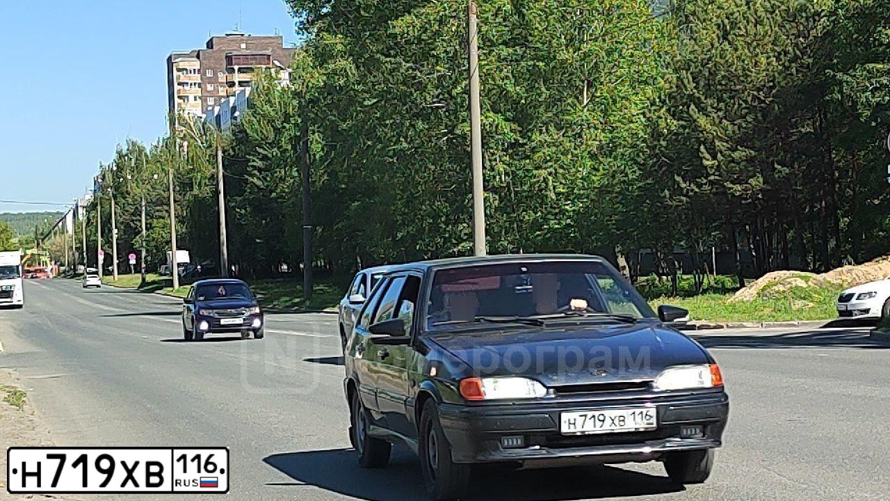 Фото автомобиля LADA 2114, 2008 — госномер Р147ВН716. Цвет: ГРАФИТОВЫЙ МЕТАЛЛИК
