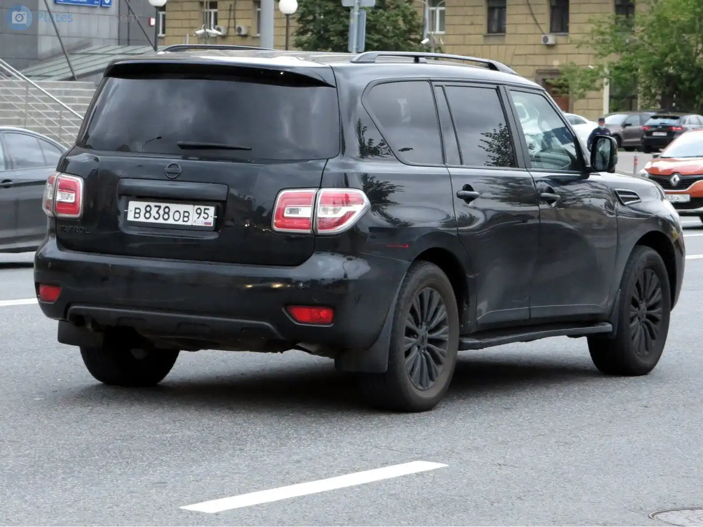 Фото автомобиля NISSAN PATROL, 2011 — госномер В838ОВ95. Цвет: ЧЕРНЫЙ