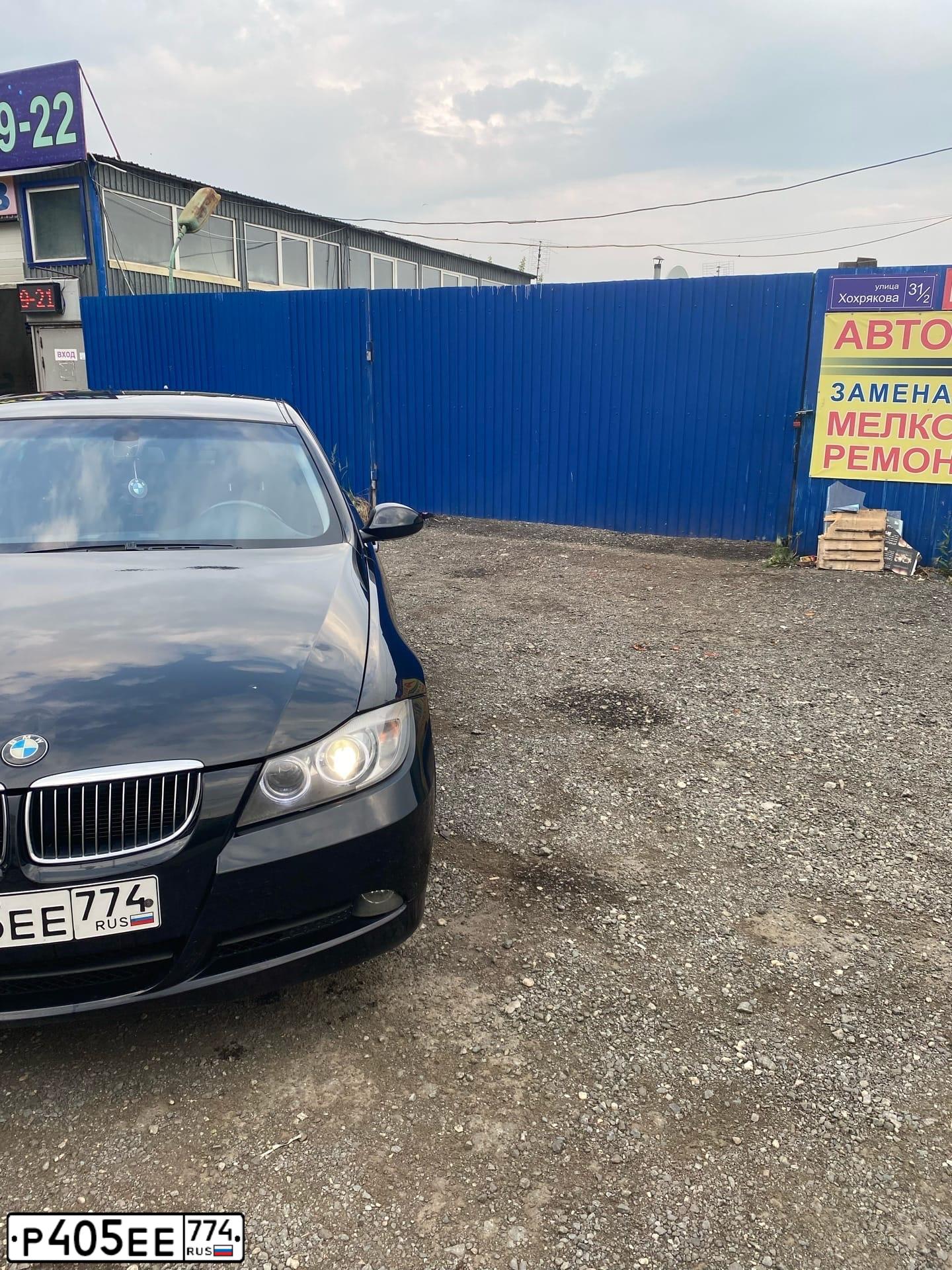 Фото автомобиля BMW W SERIE 3, 2007 — госномер Р868ТМ18. Цвет: ЧЕРНЫЙ