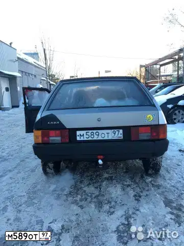 Фото автомобиля LADA 2109 SAMARA, 2004 — госномер М589ОТ97. Цвет: СВЕТЛО-СЕРЕБРИСТЫЙ  МЕТАЛЛИК