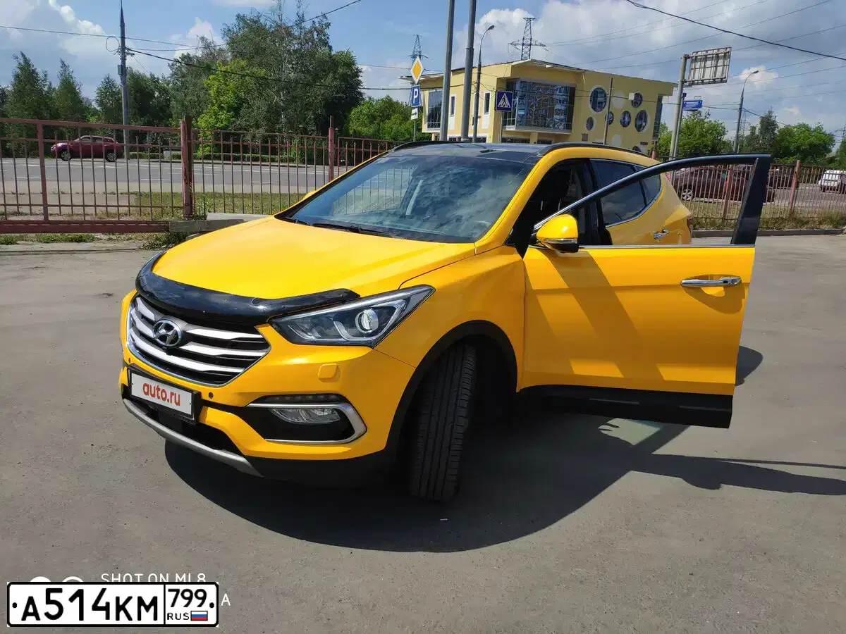 Фото автомобиля HYUNDAI SANTA FE, 2018 — госномер А514КМ799. Цвет: СИНИЙ