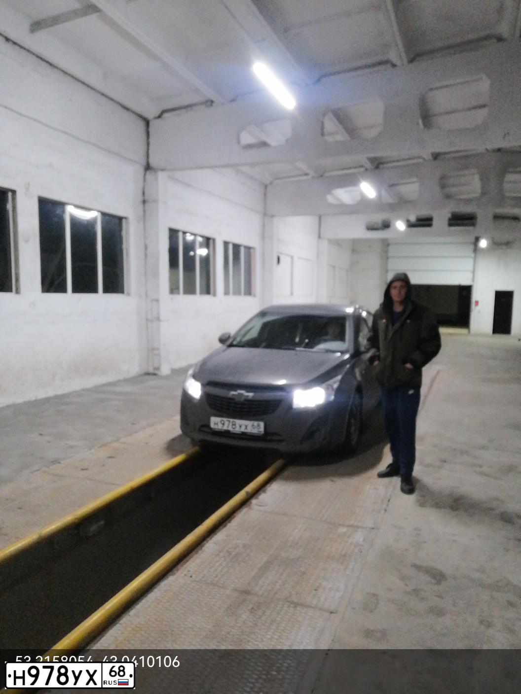 Фото автомобиля CHEVROLET CRUZE, 2013 — госномер К555ТА68. Цвет: СЕРЫЙ МЕТАЛЛИК