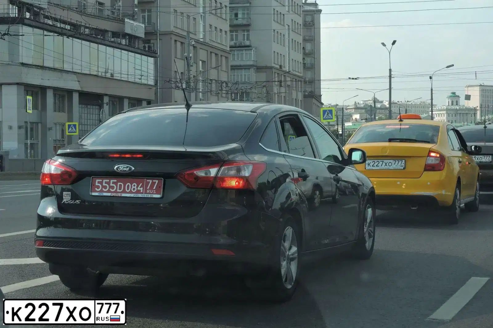 Фото автомобиля SKODA A RAPID, 2017 — госномер А612КМ774. Цвет: БЕЛЫЙ-ЖЕЛТЫЙ-СЕРЫЙ